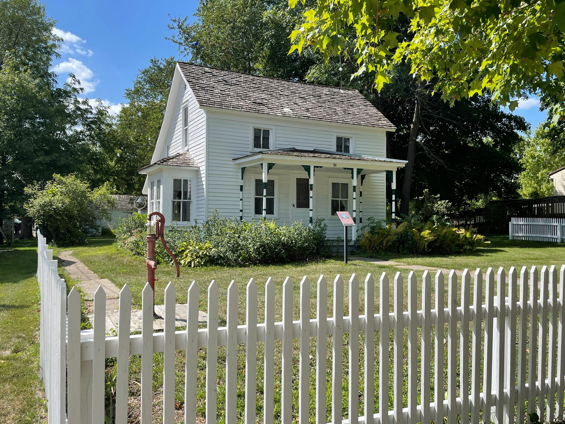 Little prairie house